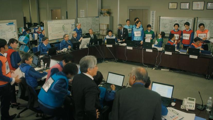 رۆژەکان _ ئەڵقەی هەشت